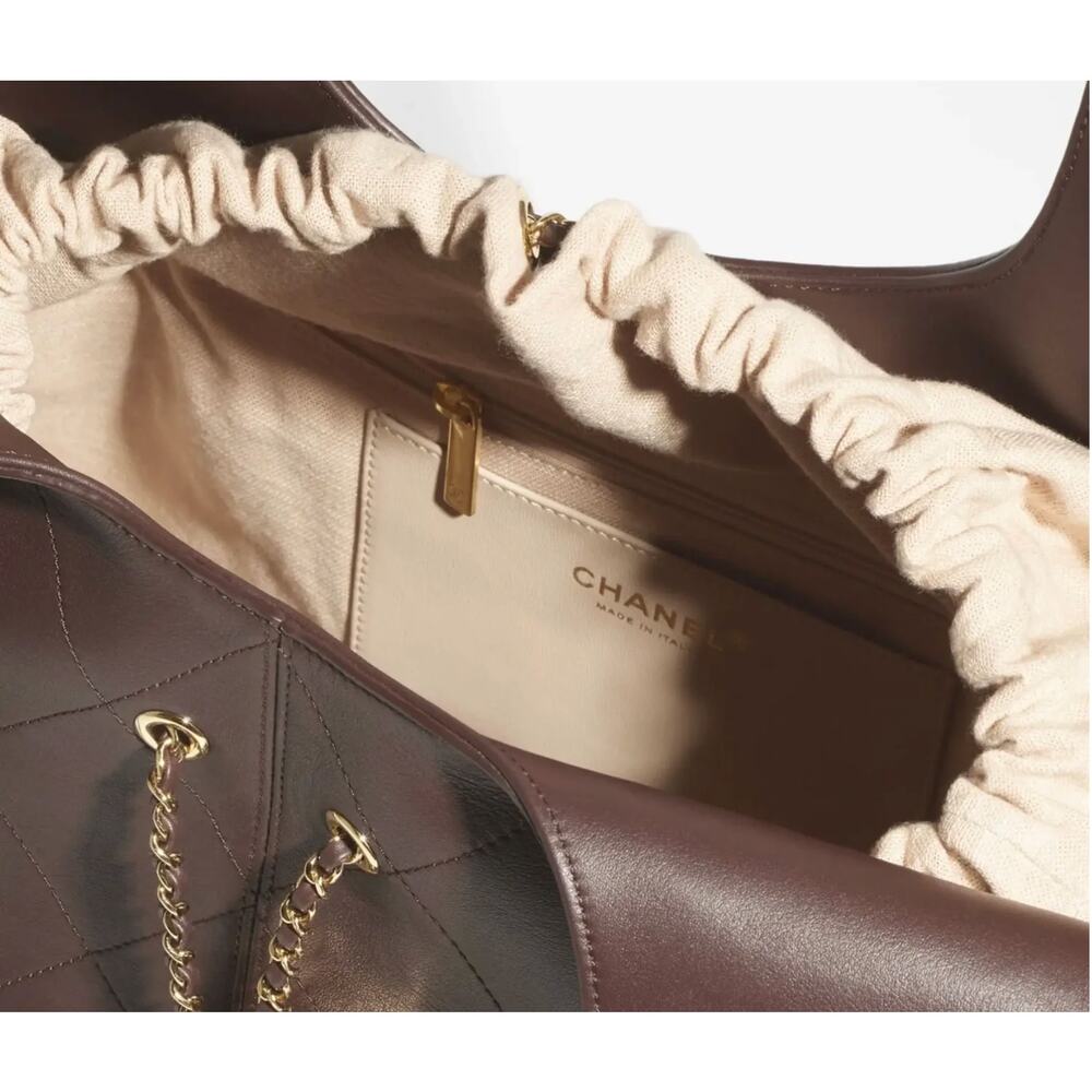Maxi Shopping Bag Calfskin & Gold Tone Metal Dark Brown - Picture 2 of 3